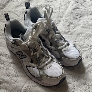New Balance White and Gray Sneakers